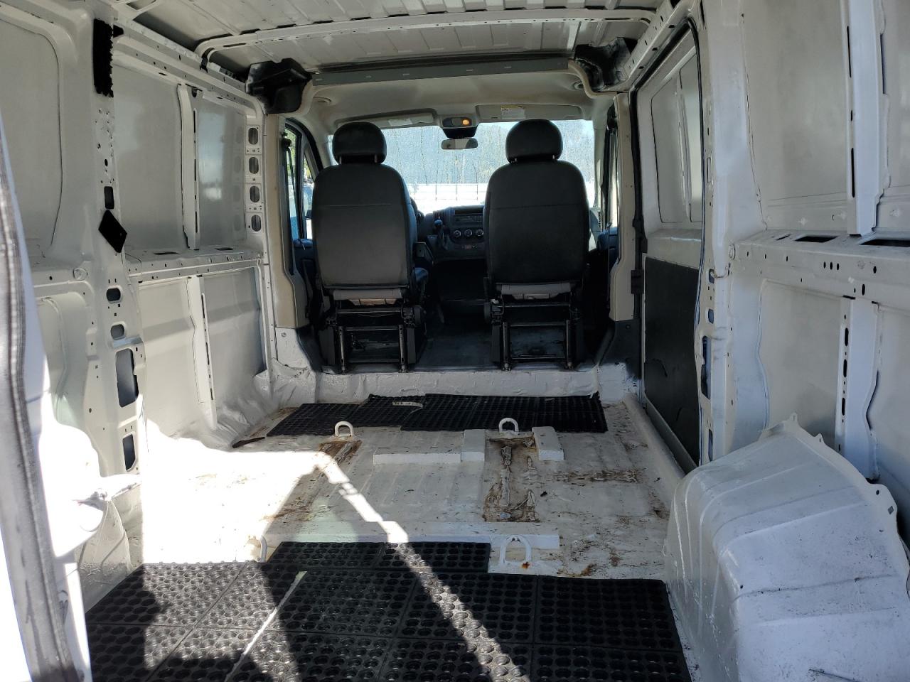 2017 RAM ProMaster City - Image 10