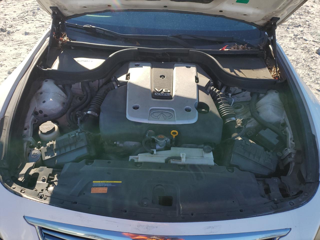 2013 Infiniti G - Image 12