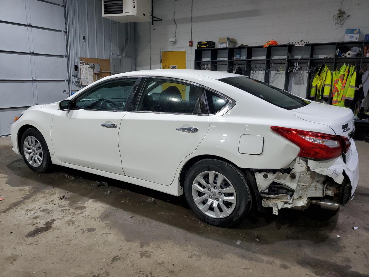 1N4AL3AP1HN332879 NISSAN ALTIMA 2017