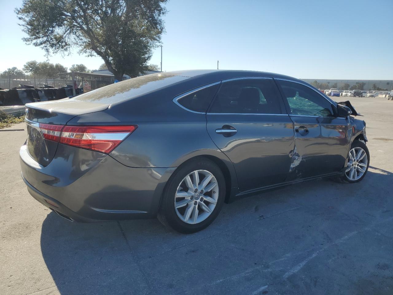 VIN 4T1BK1EB5DU018197 2013 TOYOTA AVALON no.3