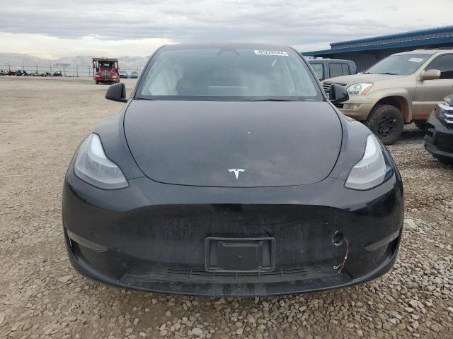  TESLA MODEL Y 2023 Черный