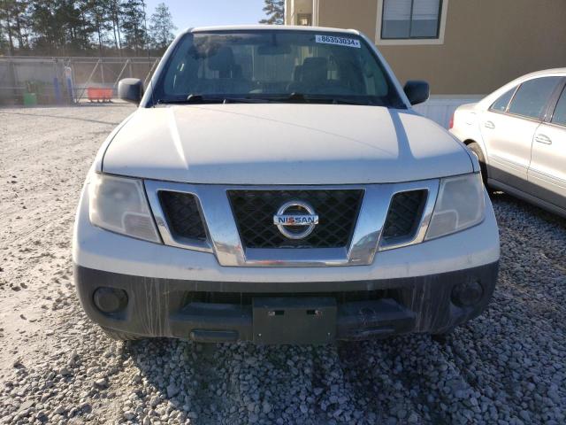 Pickups NISSAN FRONTIER 2015 White