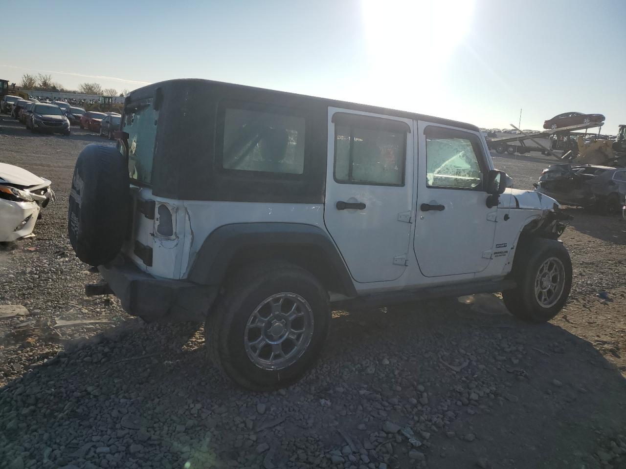 2010 Jeep Wrangler - Image 3