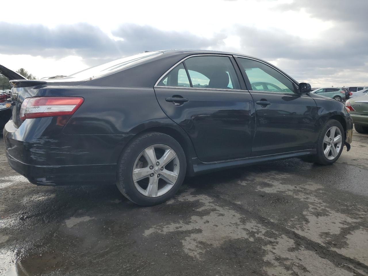 2011 Toyota Camry - Image 3