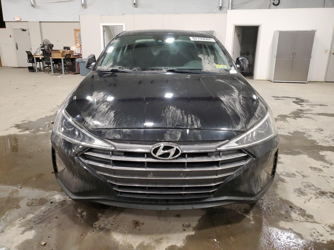 2019 Hyundai Elantra - Image 5