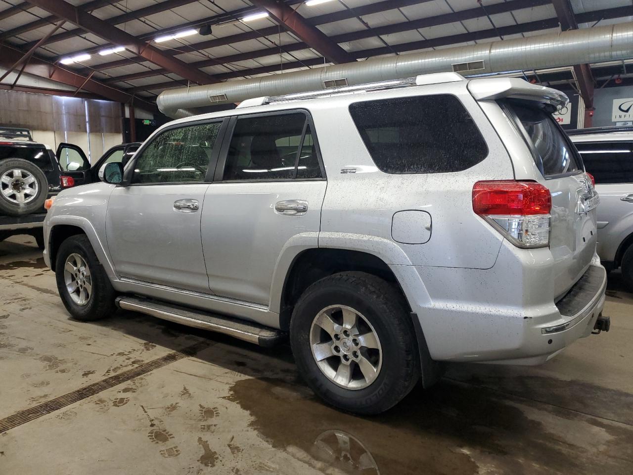 VIN JTEBU5JR9D5118351 2013 TOYOTA 4RUNNER no.2