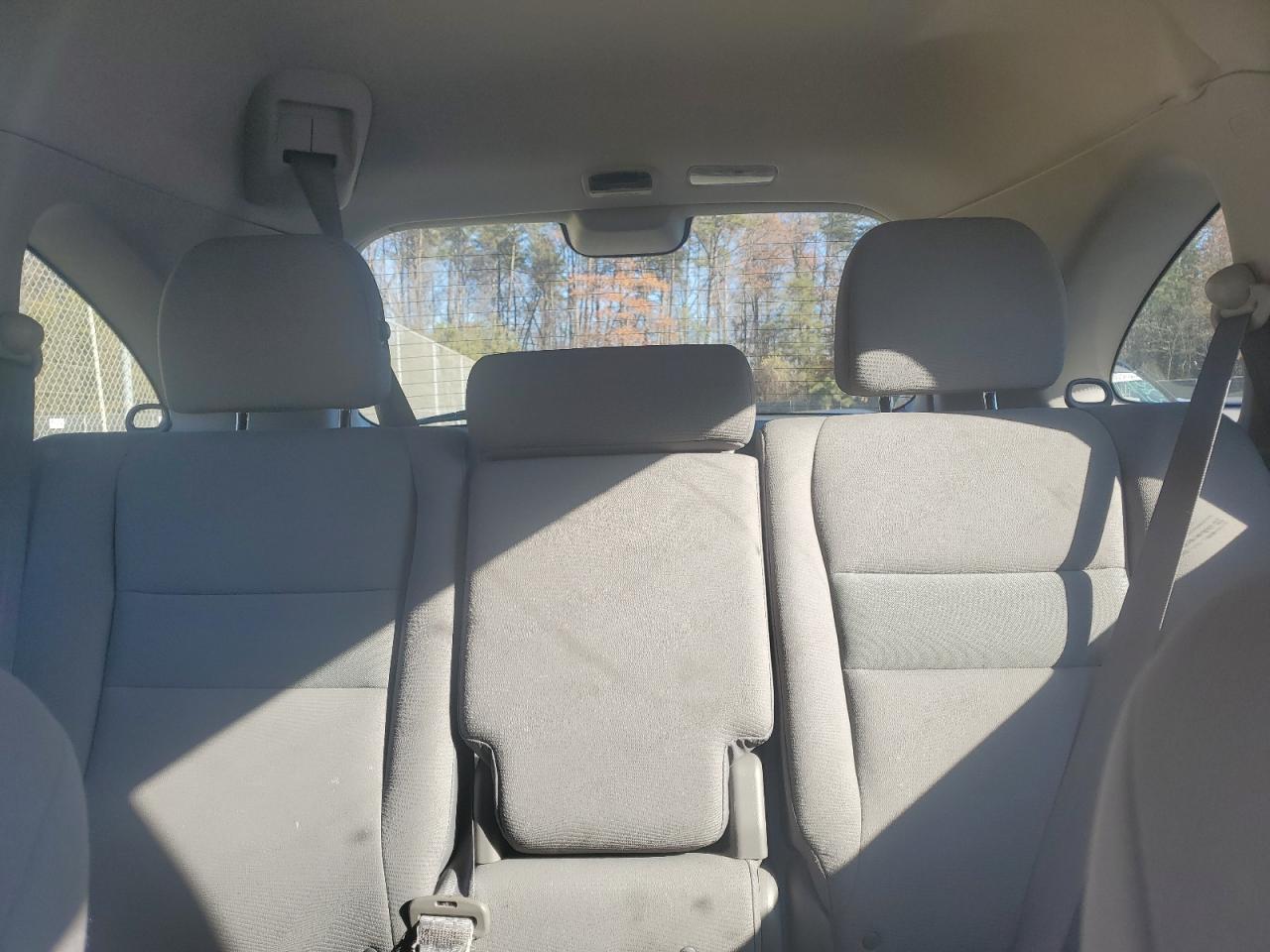2011 Honda CR-V - Image 10