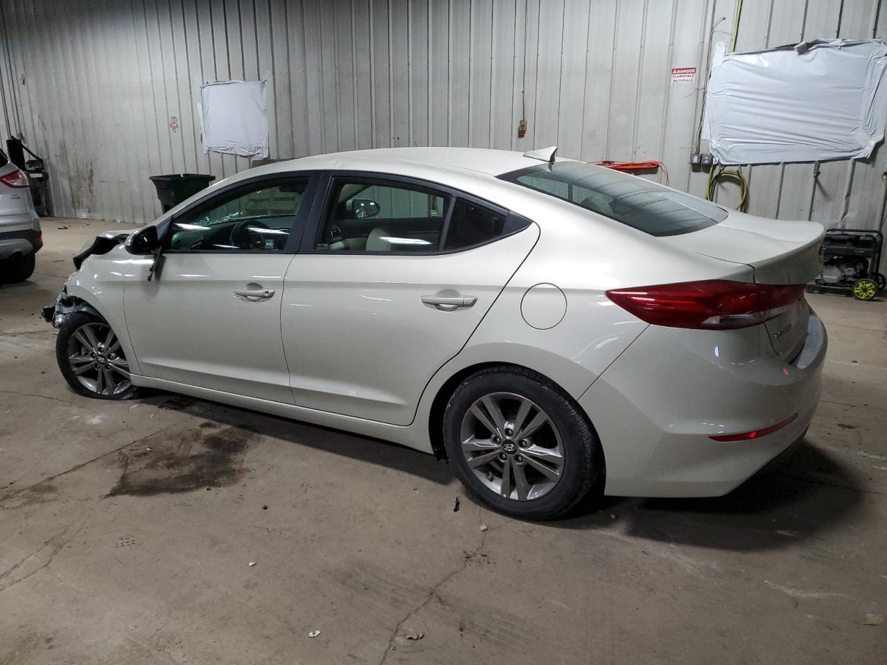 VIN 5NPD84LF3HH132671 2017 HYUNDAI ELANTRA no.2