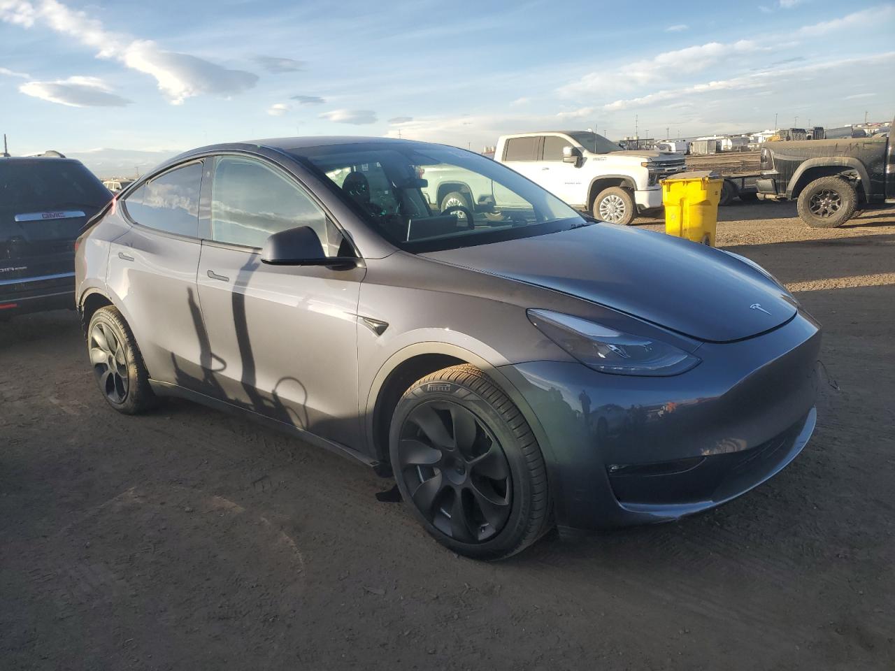 VIN 7SAYGDEE0PF782230 2023 TESLA MODEL Y no.4