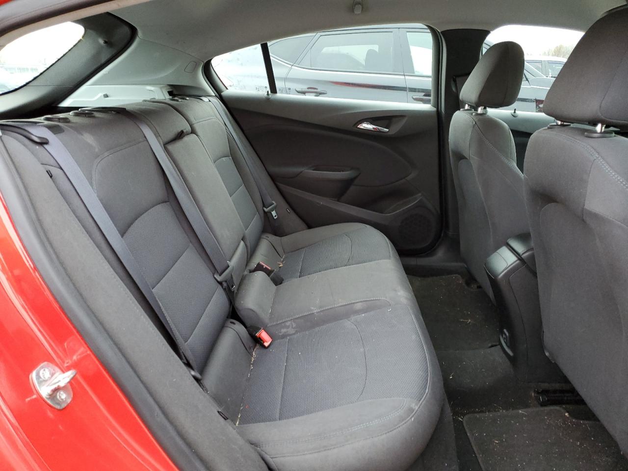 2019 Chevrolet Cruze - Image 10