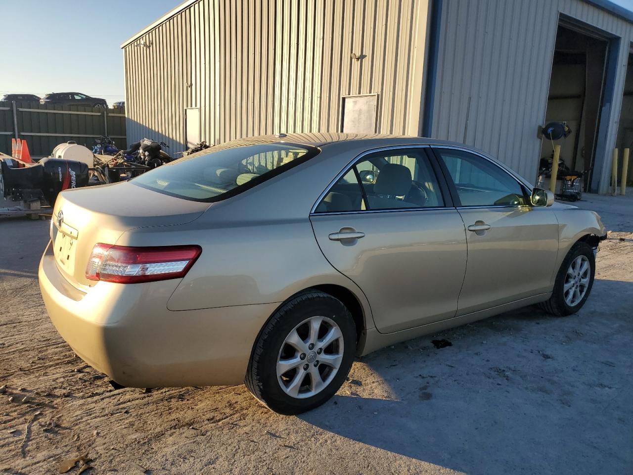 2011 Toyota Camry - Image 3