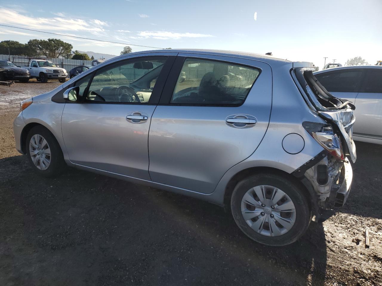 VIN JTDKTUD39DD544717 2013 TOYOTA YARIS no.2