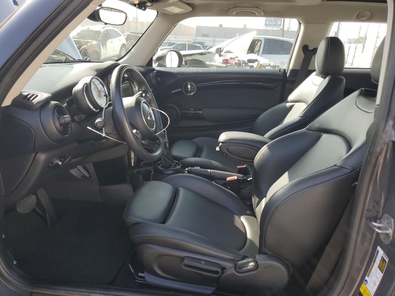 2018 MINI Cooper - Image 7