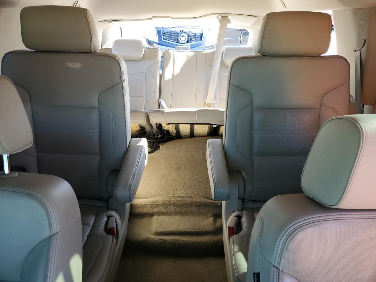 2018 GMC Yukon - Image 11