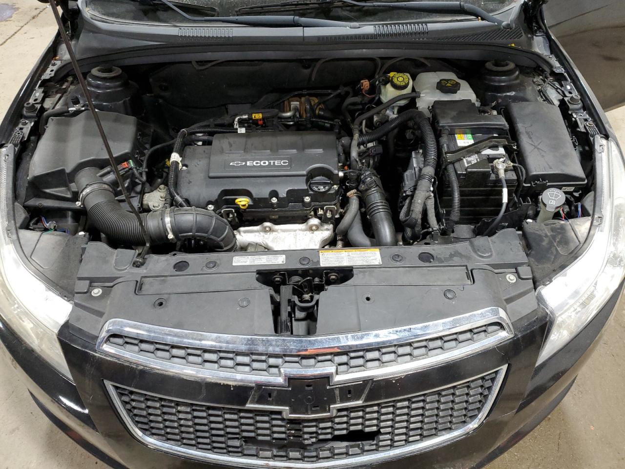 2012 Chevrolet Cruze - Image 11