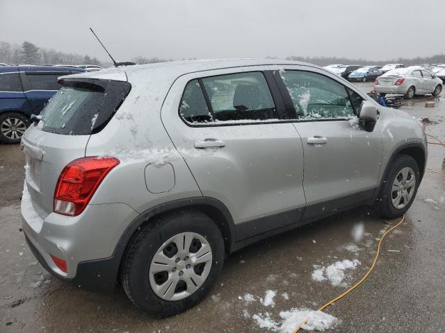  CHEVROLET TRAX 2017 Серебристый