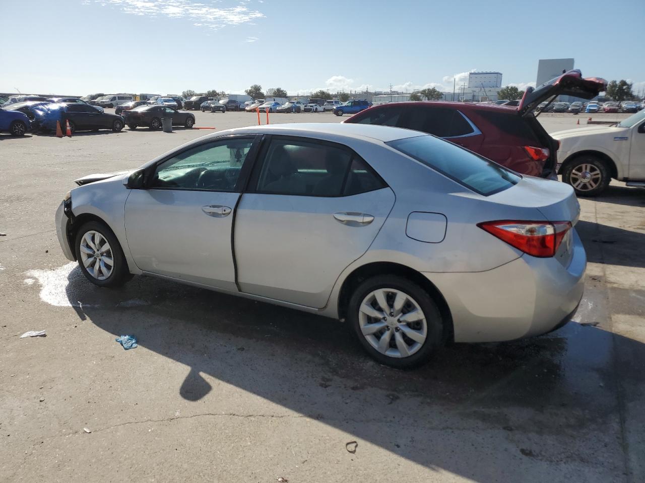 VIN 2T1BURHE4EC185667 2014 TOYOTA COROLLA no.2