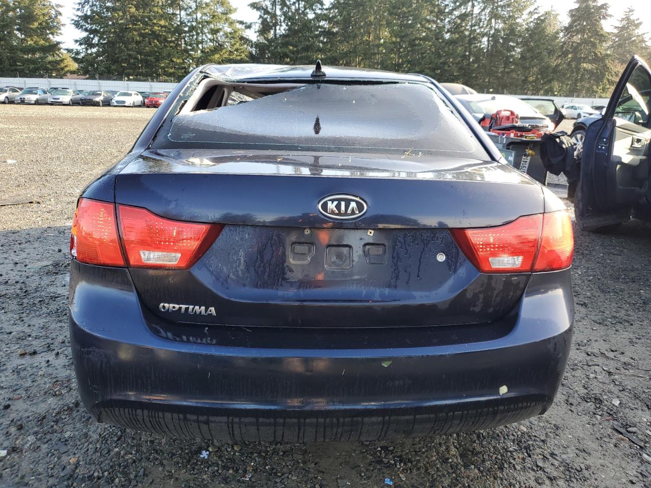 2010 Kia Optima - Image 6