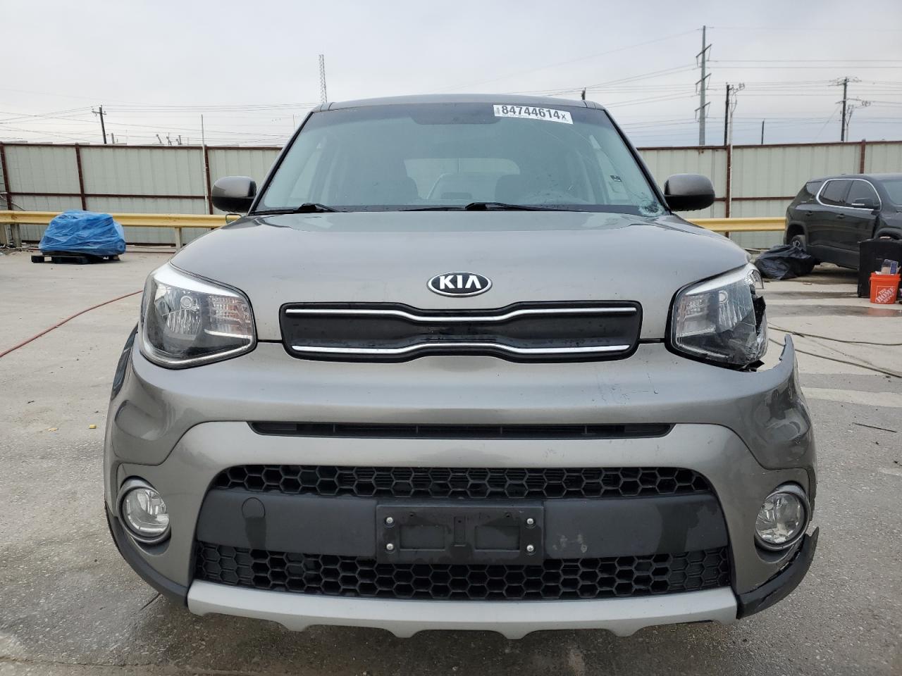 VIN KNDJP3A51K7698818 2019 KIA SOUL no.5