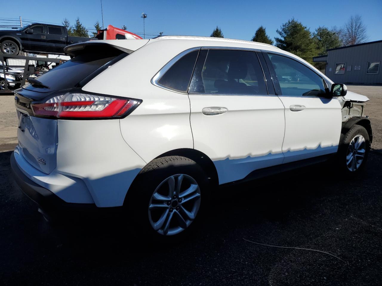 2019 Ford Edge - Image 3