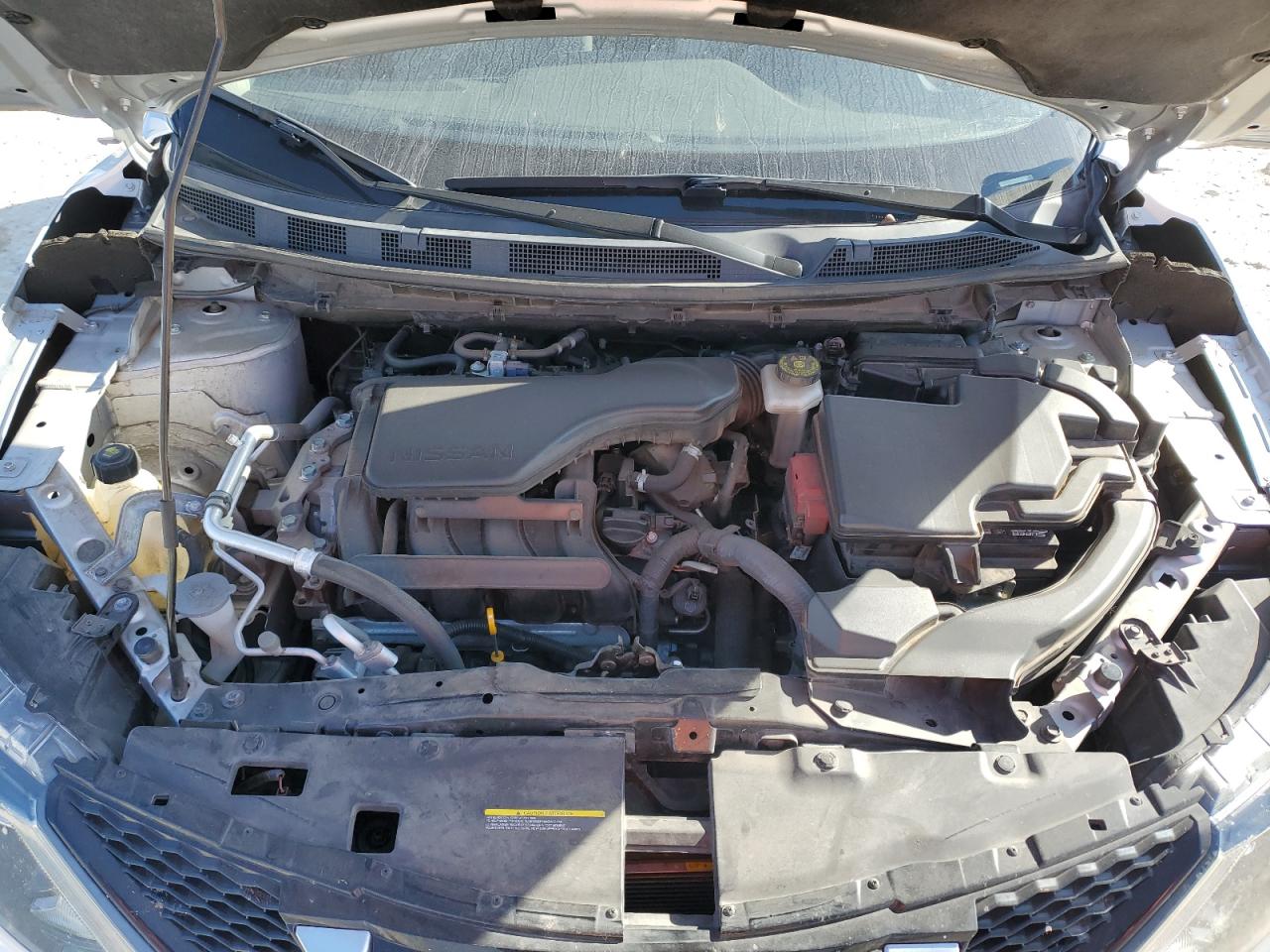 2018 Nissan Rogue - Image 12