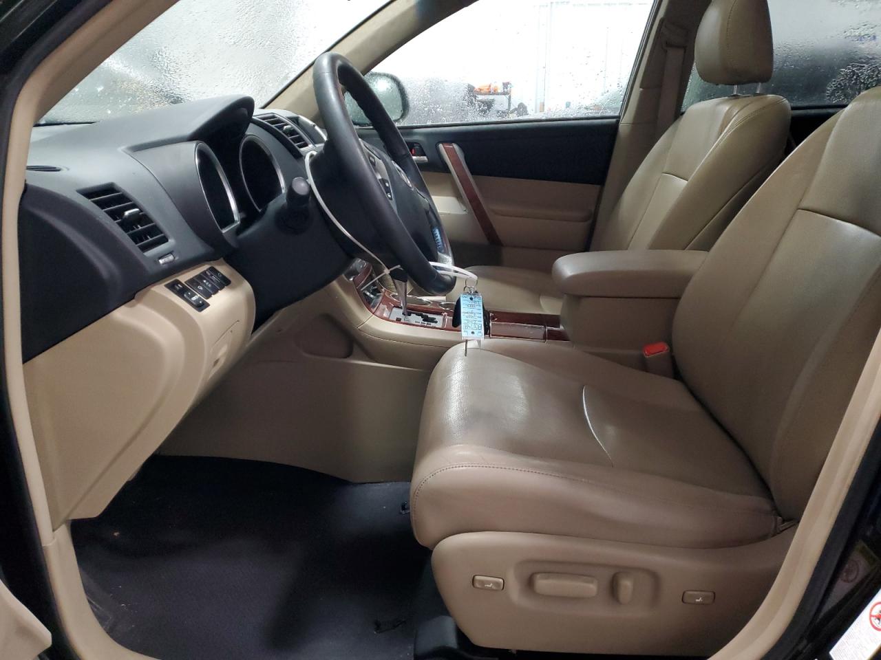 2013 Toyota Highlander - Image 7