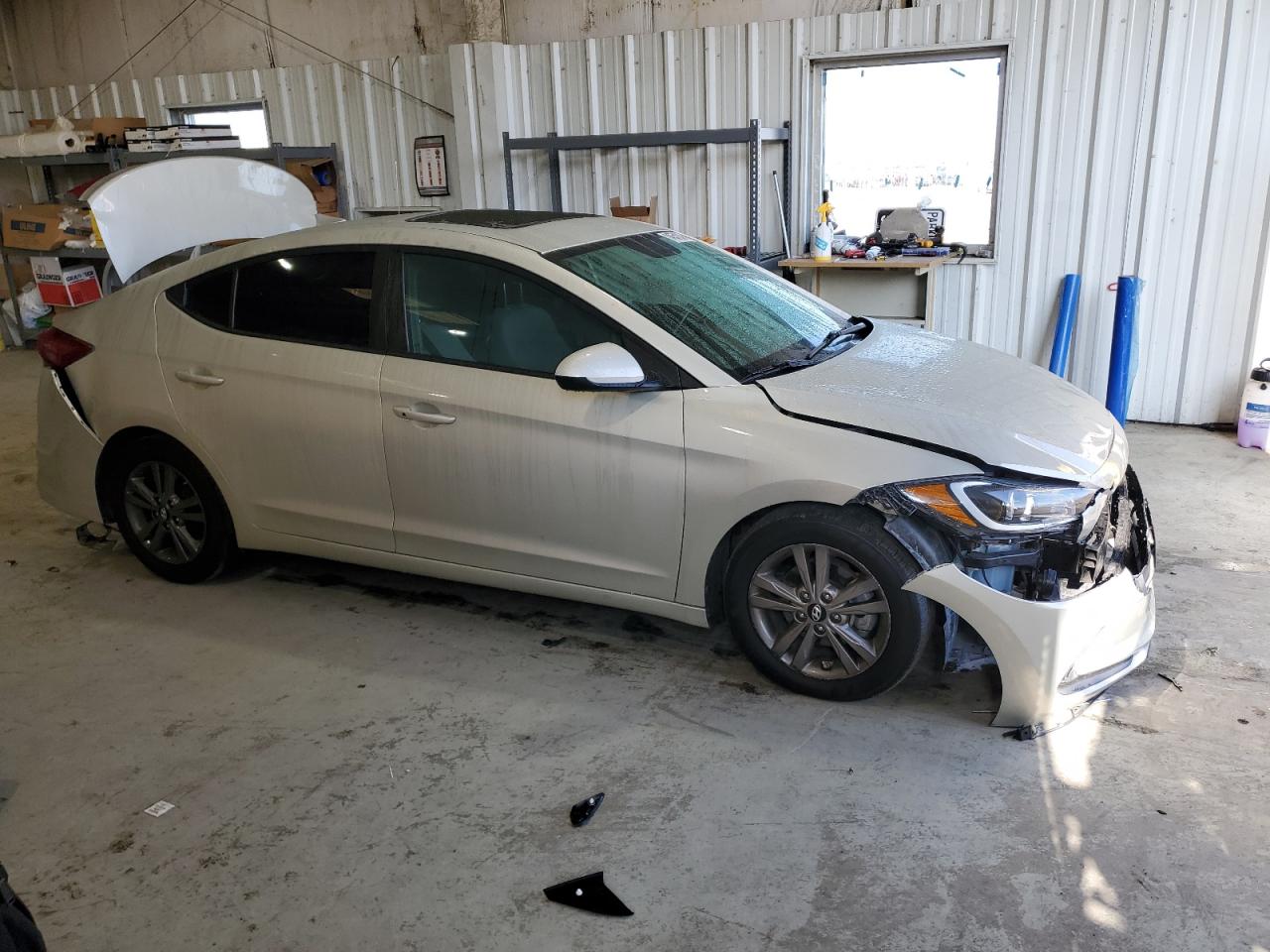 2017 Hyundai Elantra - Image 4