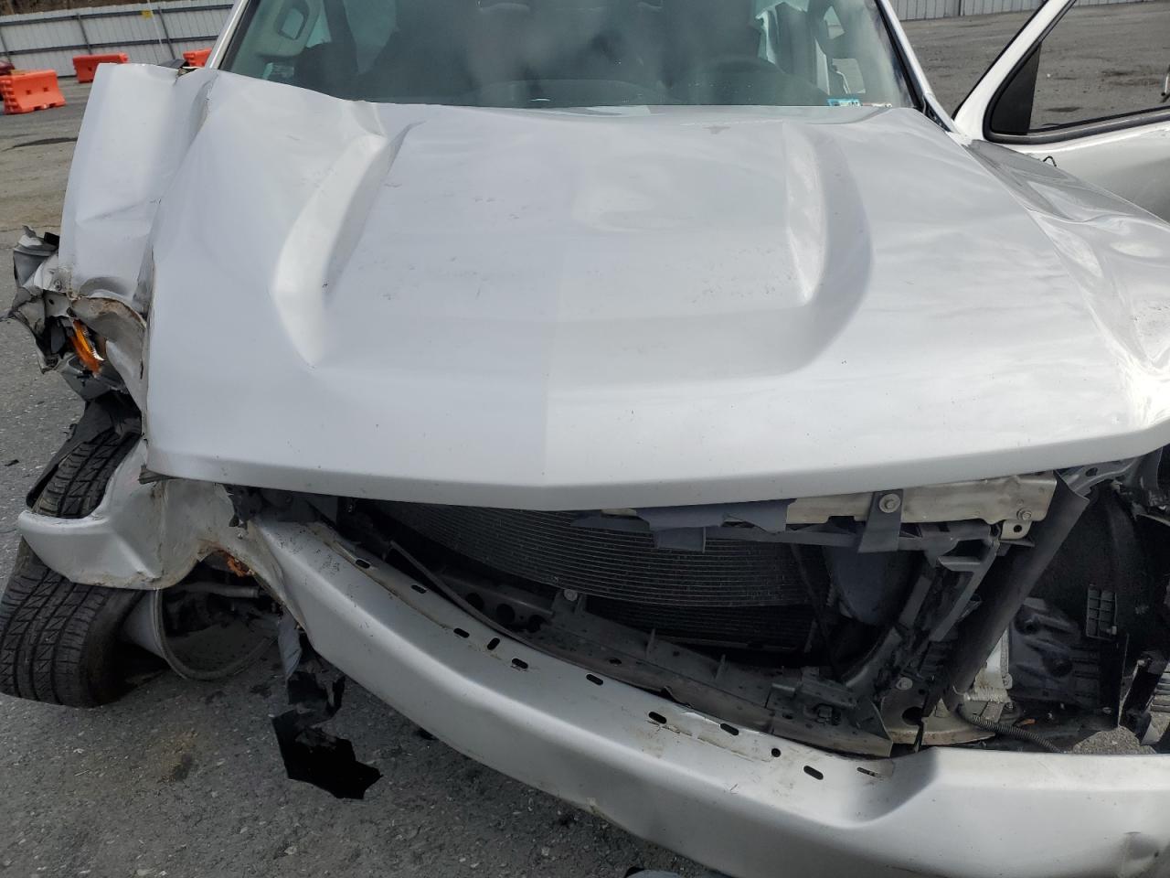 2020 Chevrolet Silverado - Image 13