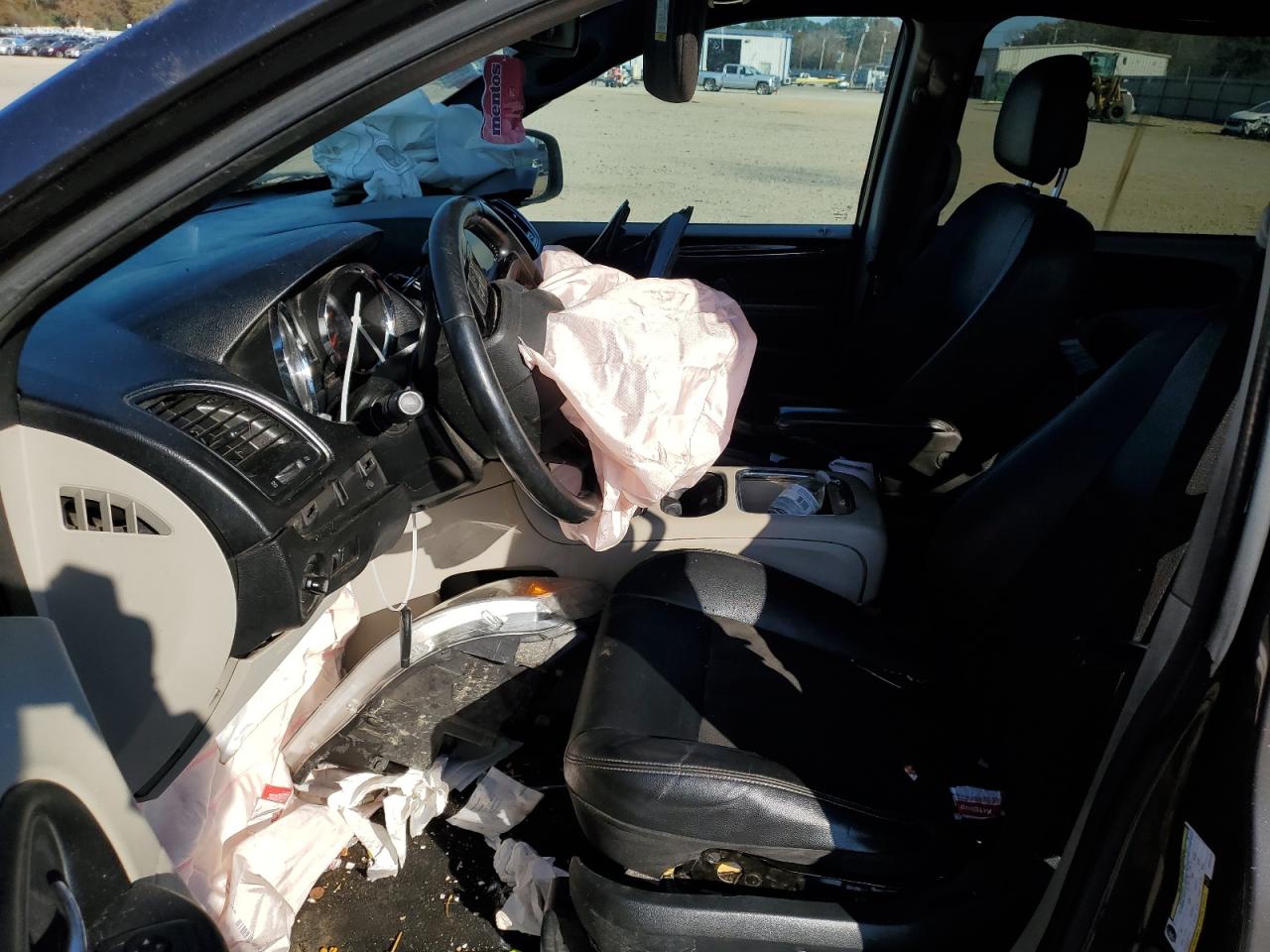 2020 Dodge Caravan - Image 7