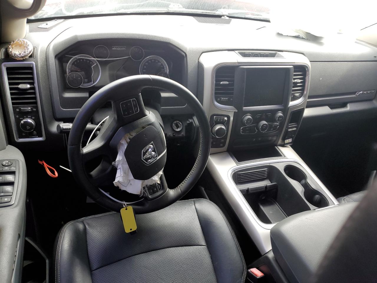 2016 RAM 1500 - Image 8