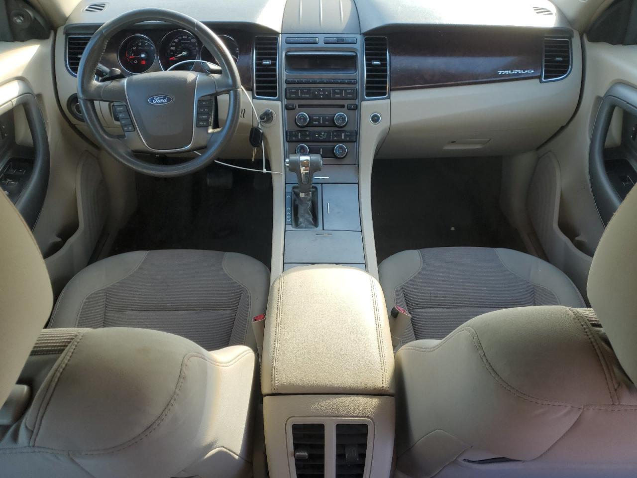 2011 Ford Taurus - Image 8