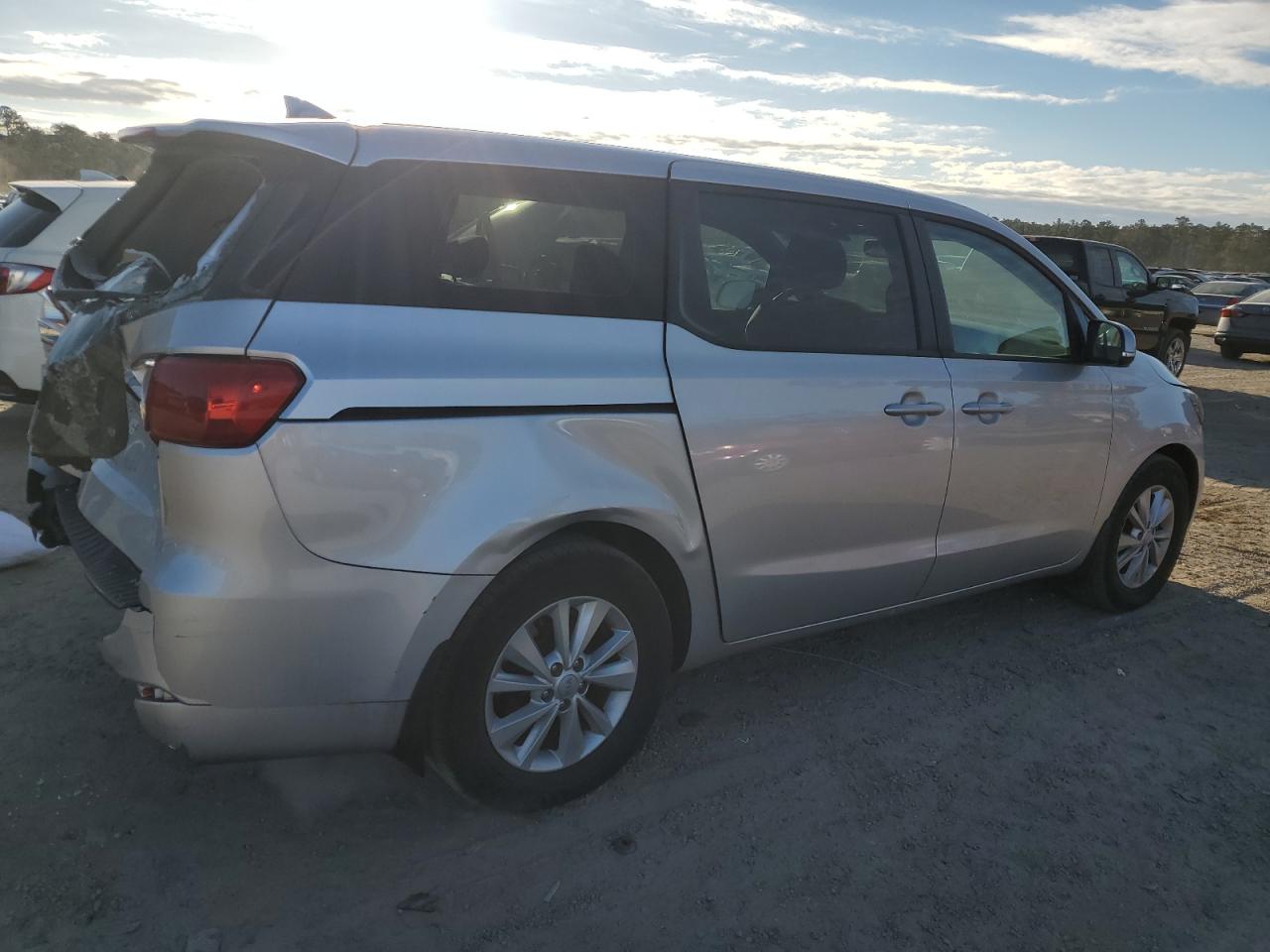 KNDMA5C19H6285001 KIA SEDONA 2017