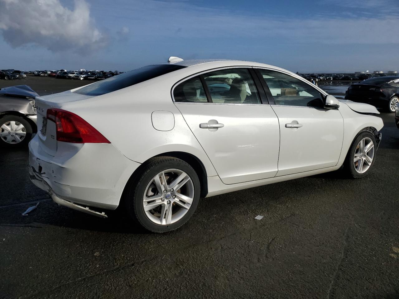 VIN YV126MFK9F1352689 2015 VOLVO S60 no.3