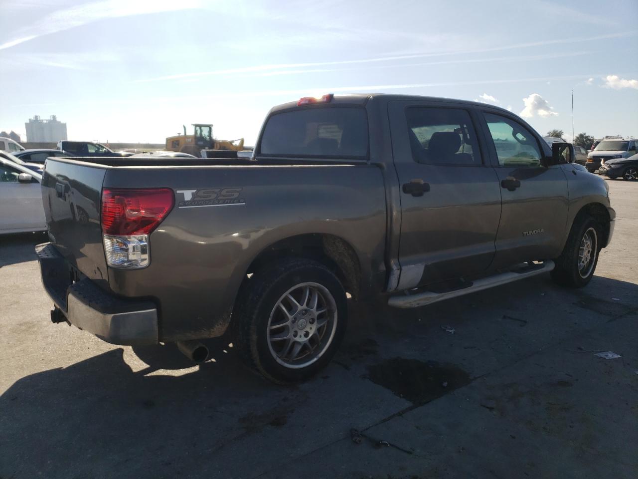 2011 Toyota Tundra - Image 3