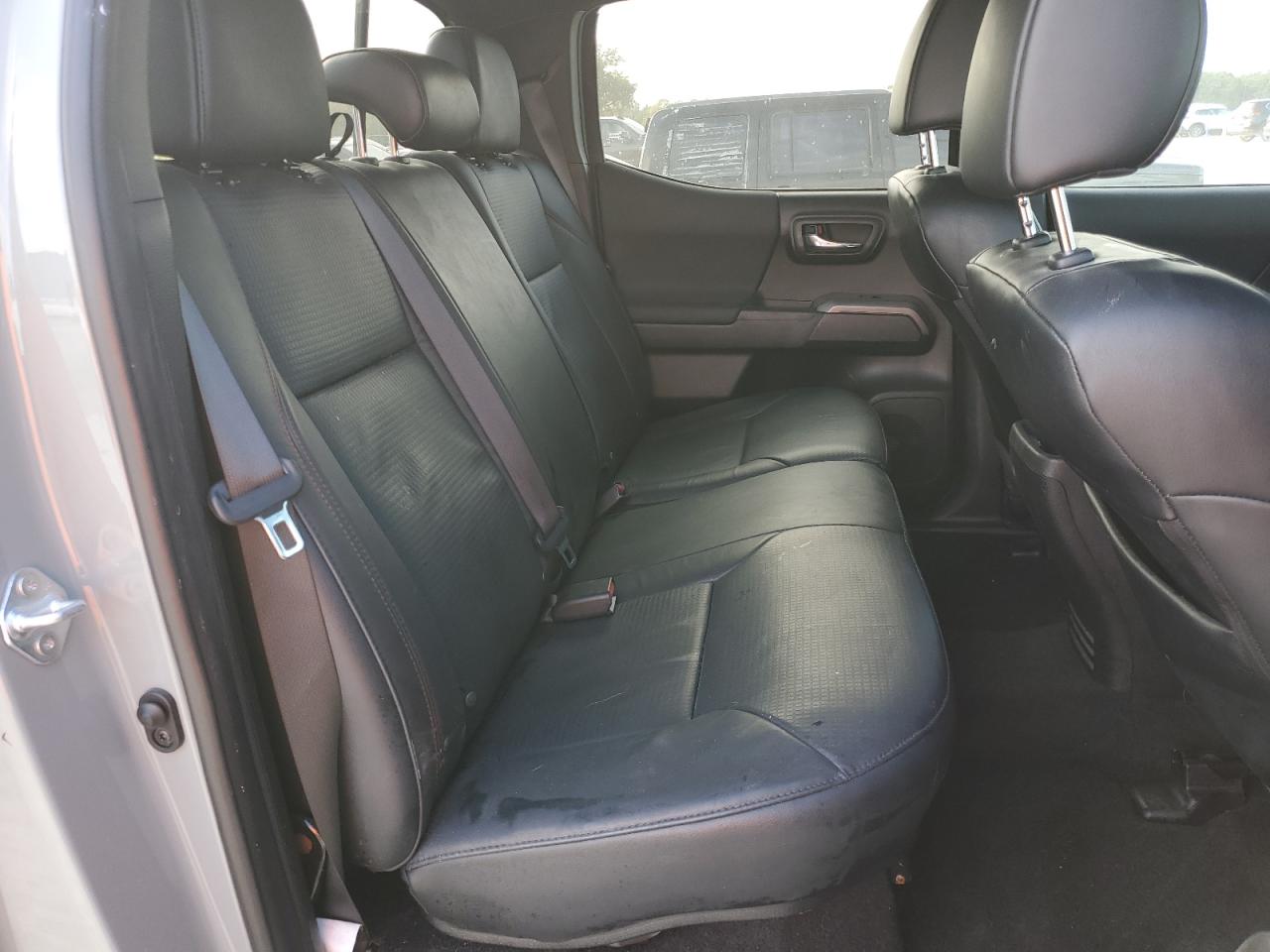 2021 Toyota Tacoma - Image 10