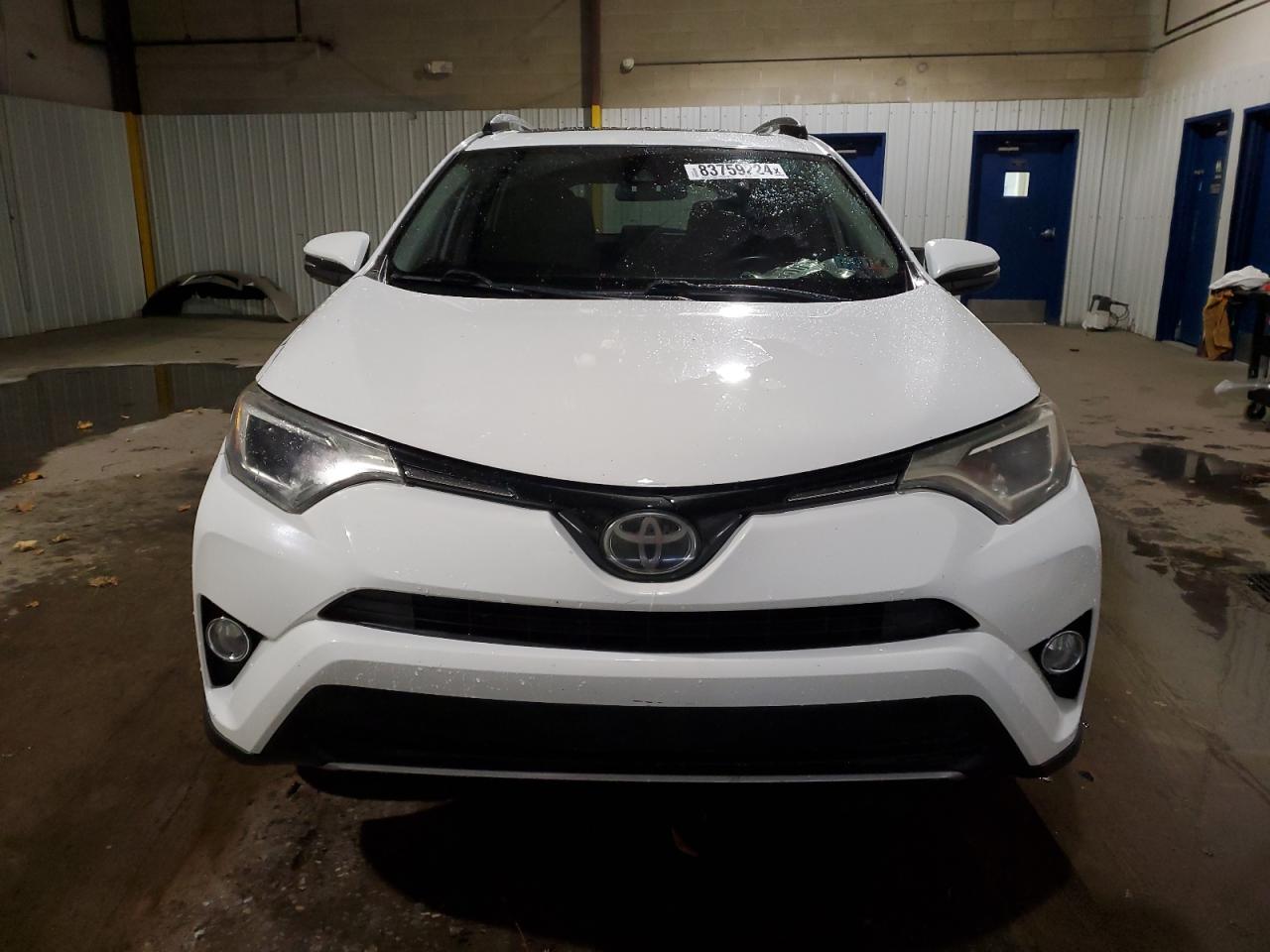 VIN 2T3RFREV8HW553257 2017 TOYOTA RAV4 no.5