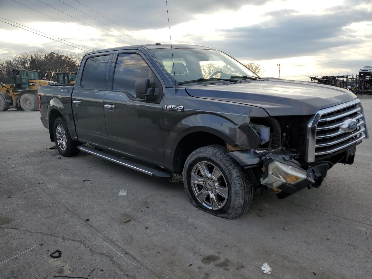 2016 Ford F-150 - Image 4