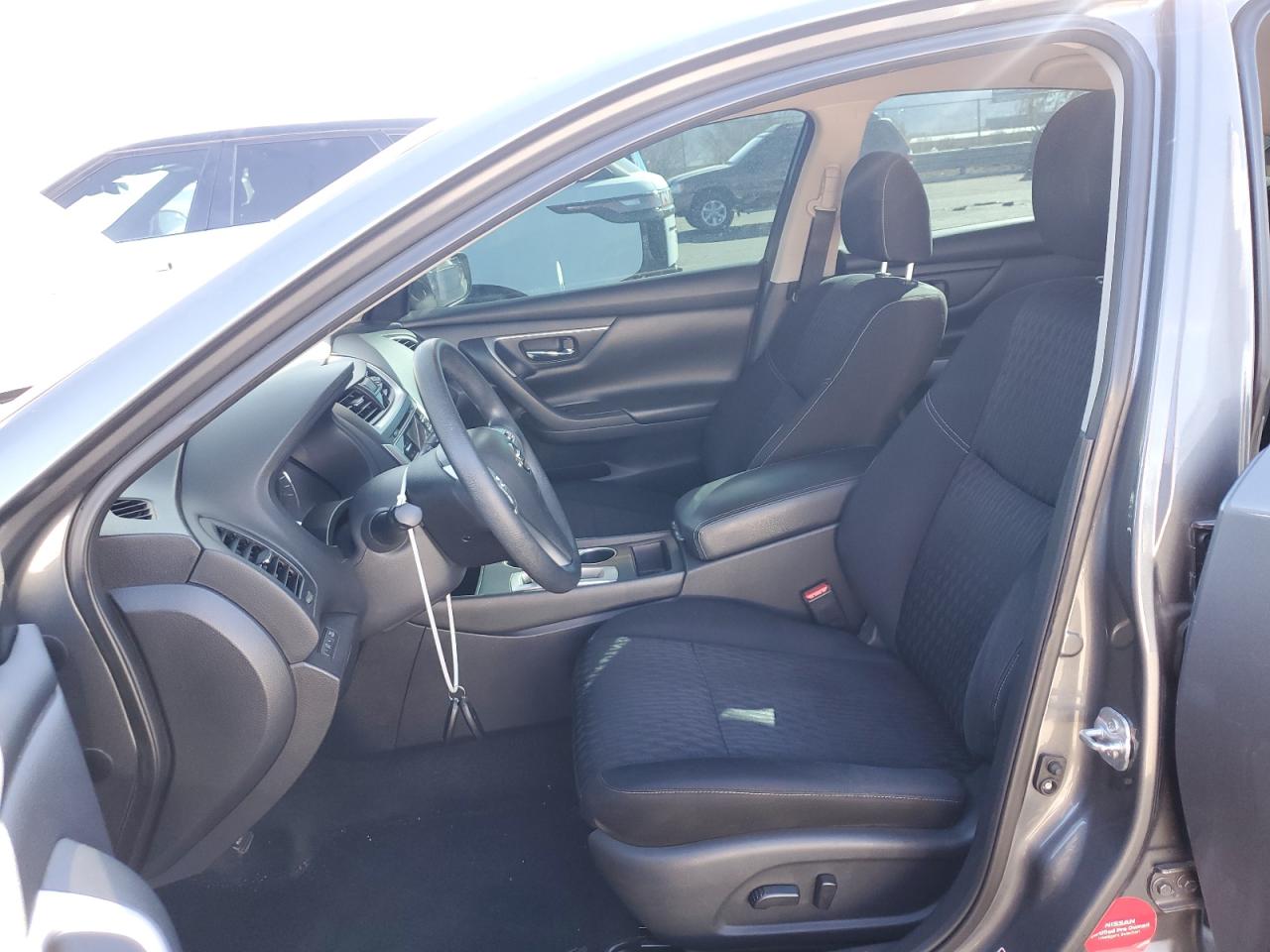 2017 Nissan Altima - Image 7