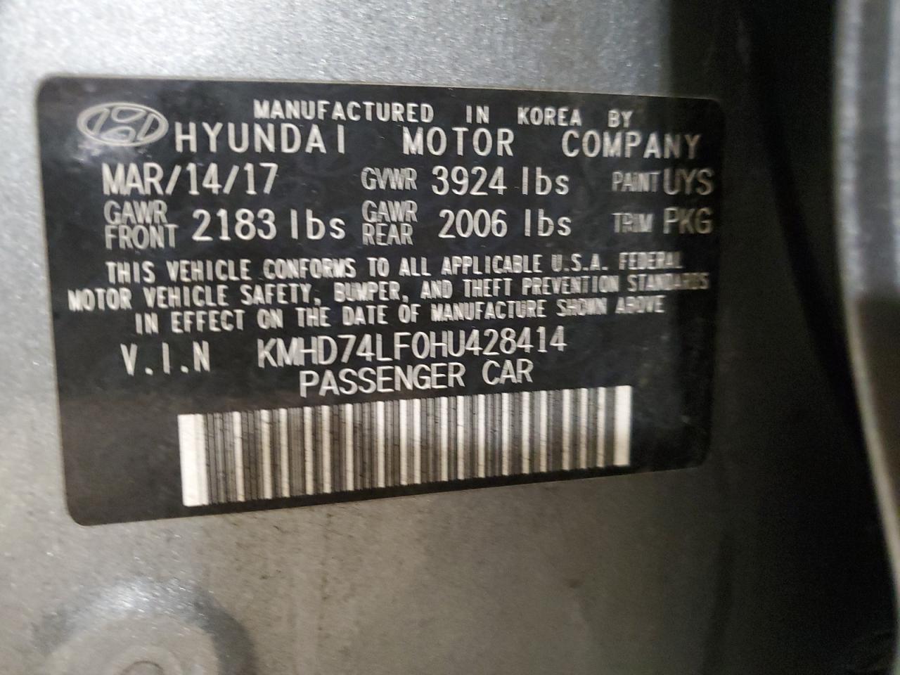 2017 Hyundai Elantra - Image 12