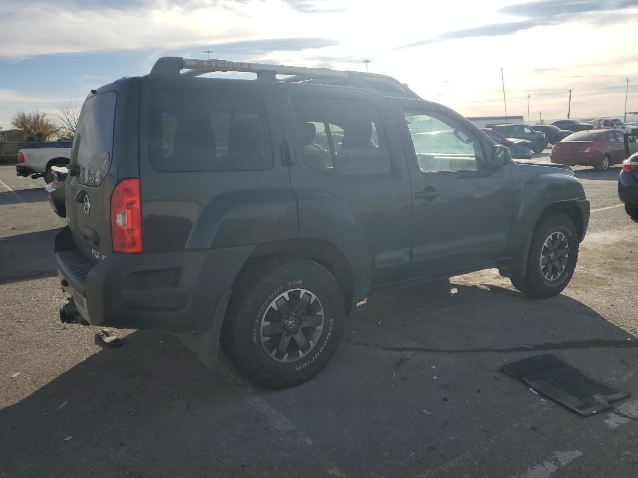 VIN 5N1AN0NW8FN663892 2015 NISSAN XTERRA no.3