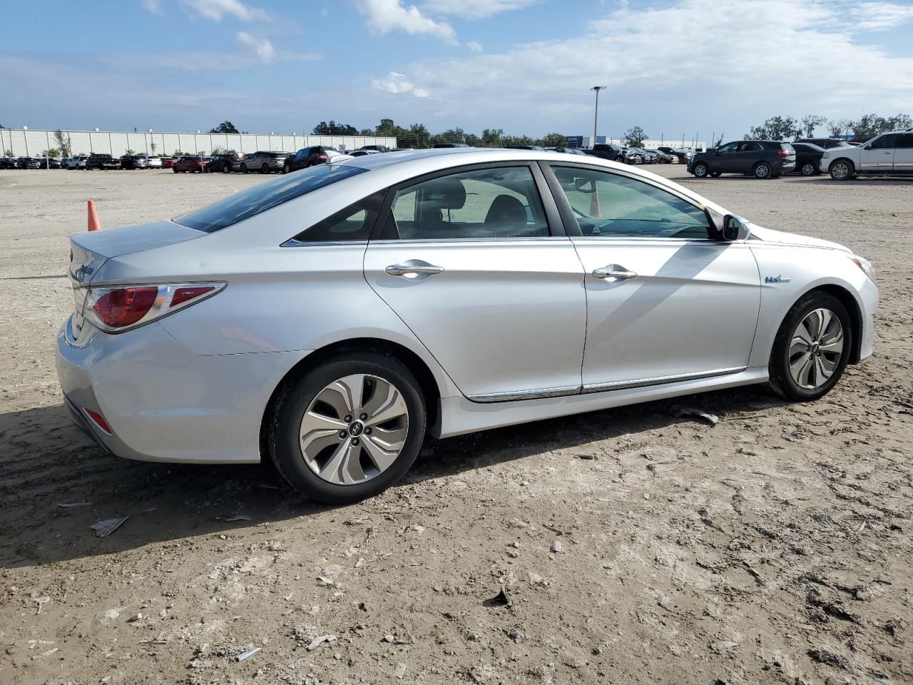 VIN KMHEC4A48DA096851 2013 HYUNDAI SONATA no.3