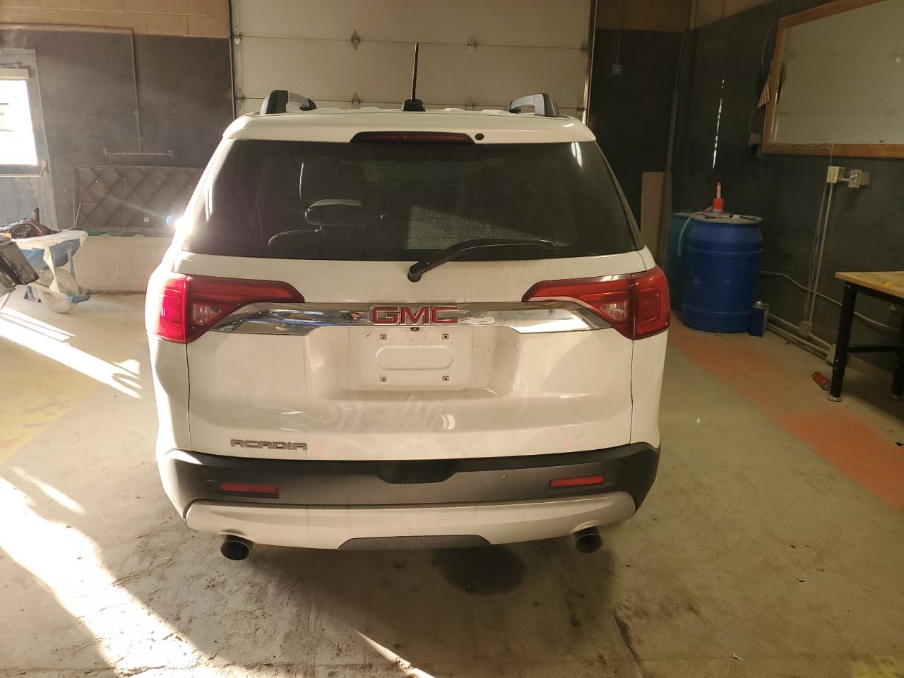 2017 GMC Acadia - Image 6