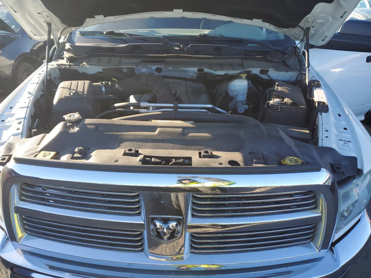 2010 Dodge RAM - Image 11