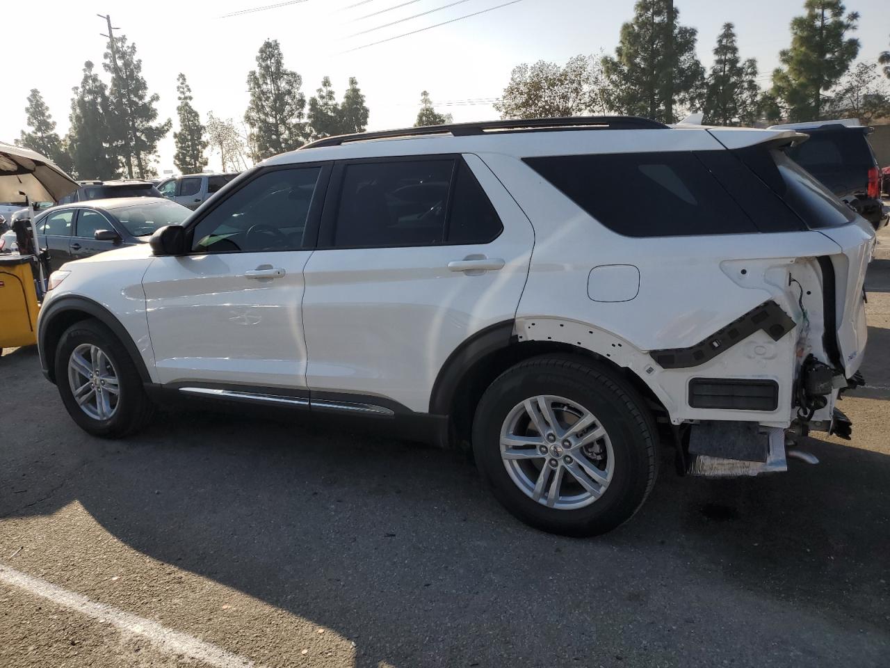 VIN 1FMSK7DH5RGA55913 2024 FORD EXPLORER no.2