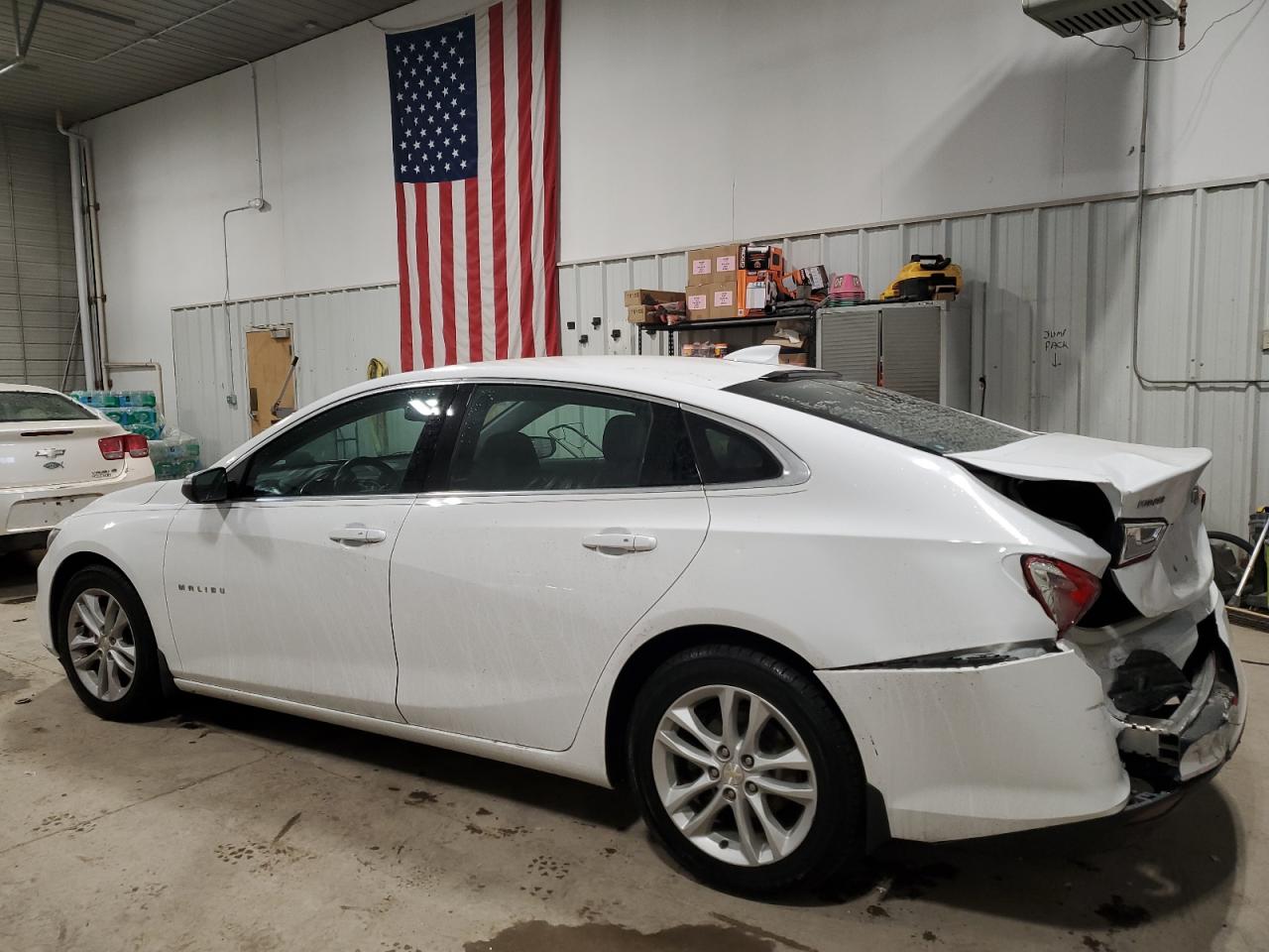 VIN 1G1ZE5STXHF103778 2017 CHEVROLET MALIBU no.2