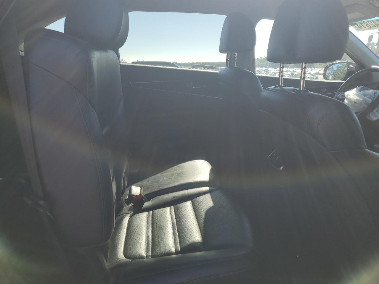 2019 Kia Sorento - Image 11