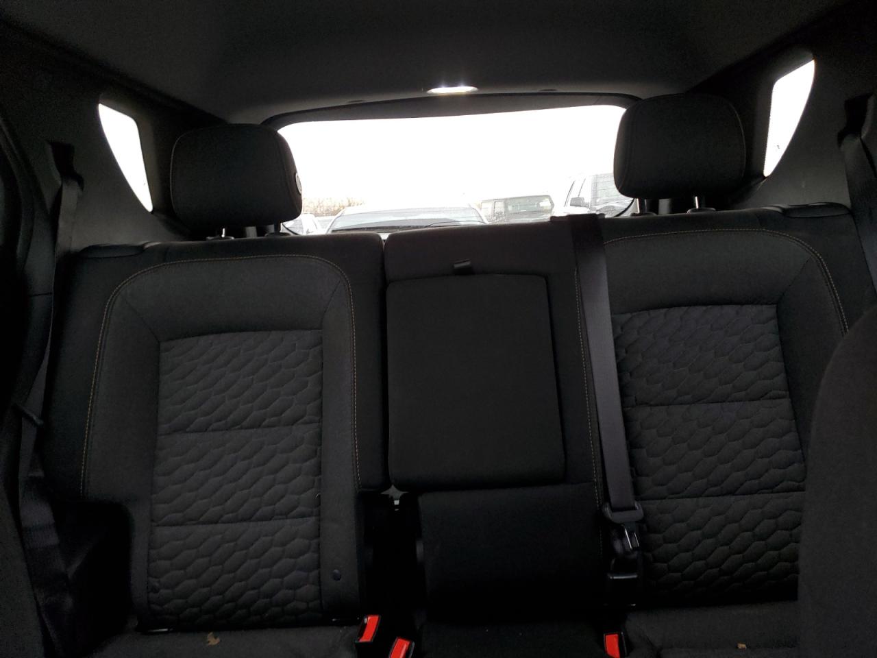 2018 Chevrolet Equinox - Image 10