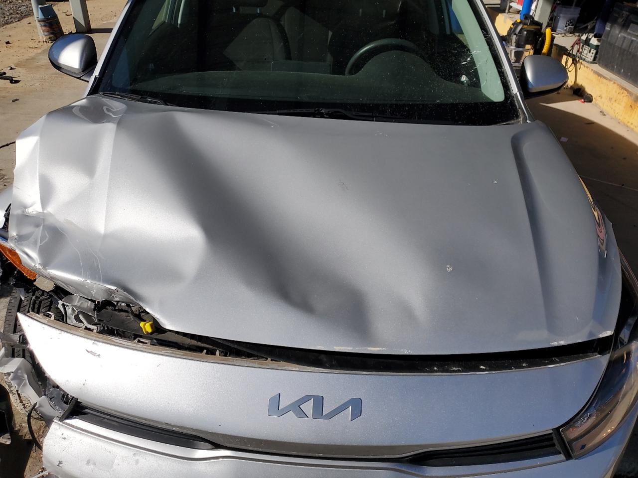 2023 Kia Rio - Image 12