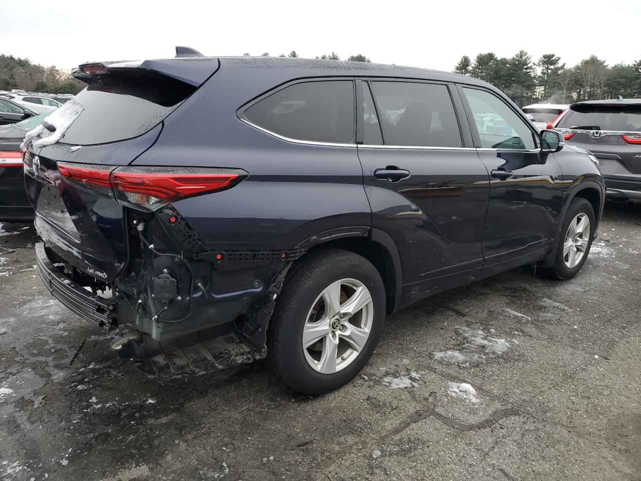 2020 Toyota Highlander - Image 3