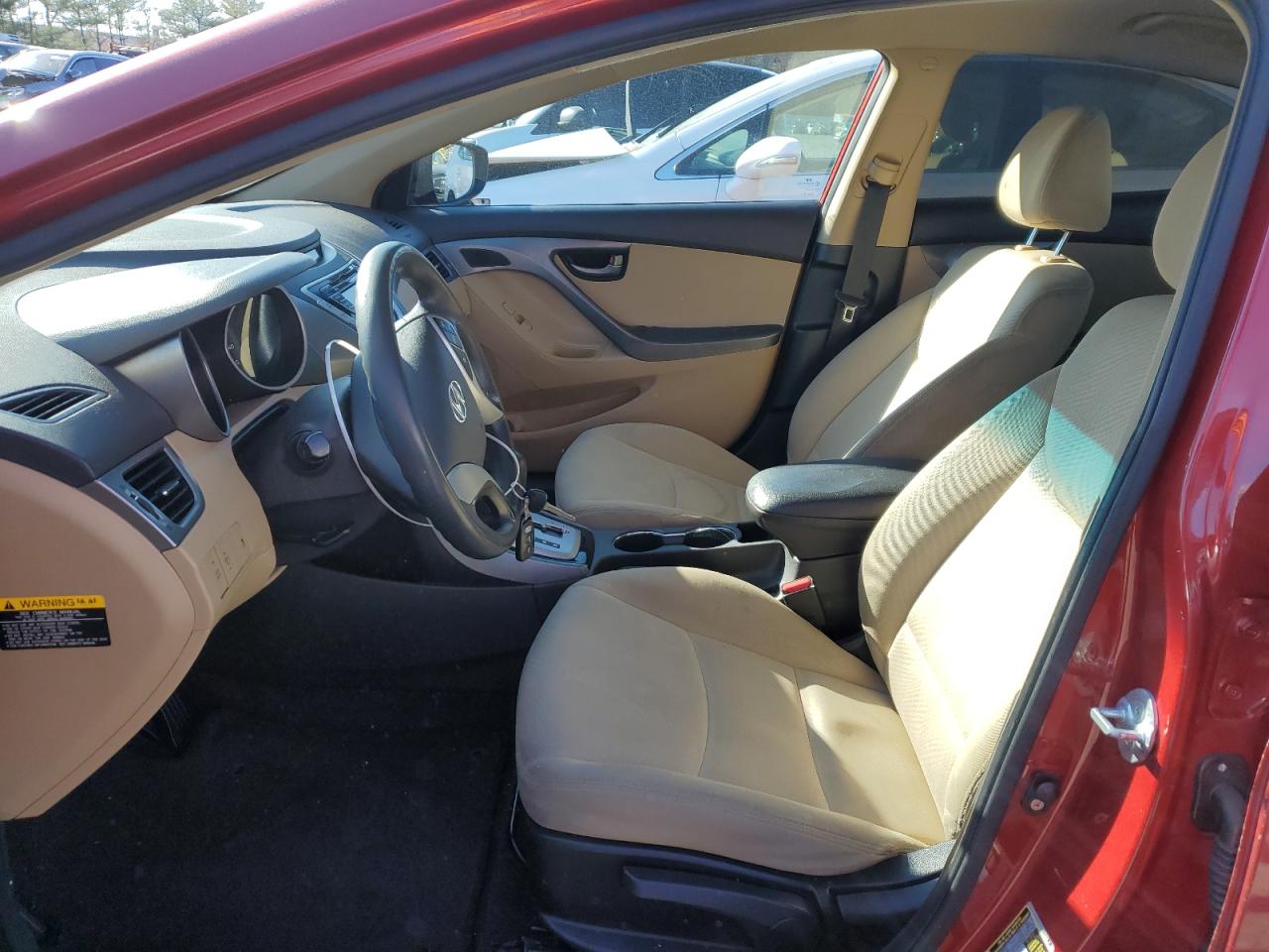 2012 Hyundai Elantra - Image 9